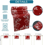 Détails de la tenture murale rouge foncé avec motifs floraux blancs, offerte en différentes tailles de 8 à 14 pouces de hauteur, lavable en machine.