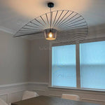 Lustre LED suspension rotin noir vintage vu de dessous