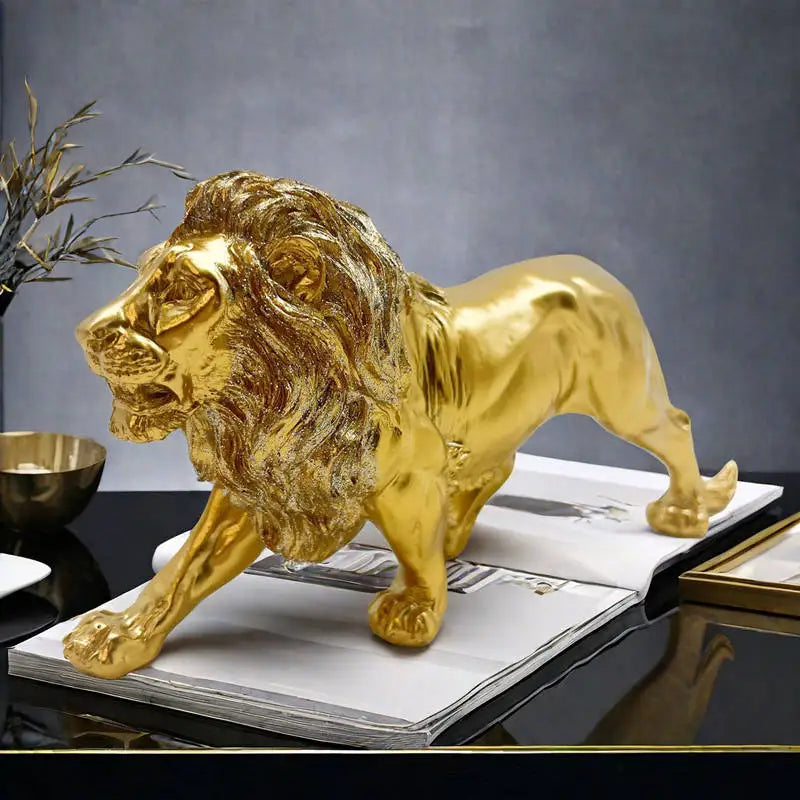 Lion en résine dorée avec finition brillante