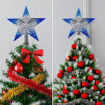 Décoration de Noël bleue : étoile au sommet du sapin
