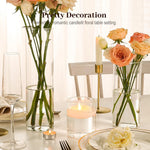 Vue de cote des vases en verre montrant leur forme epuree