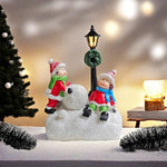 Statue LED pastorale allumée créant une ambiance festive chaleureuse