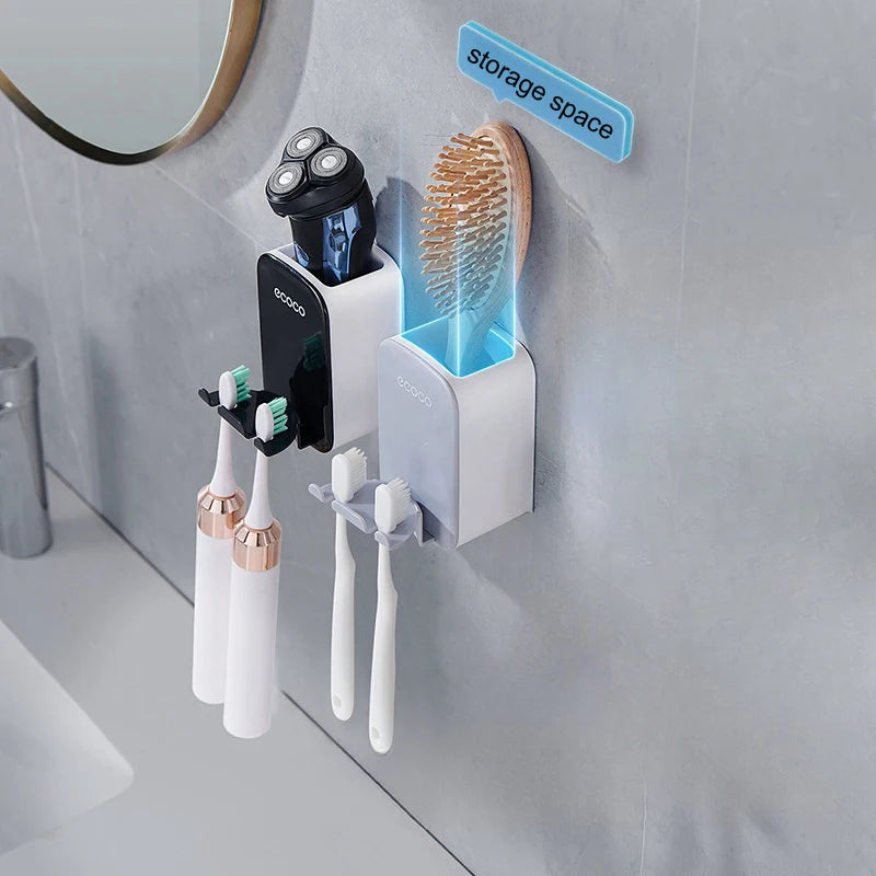 Porte-brosse à dents mural installé dans salle de bain