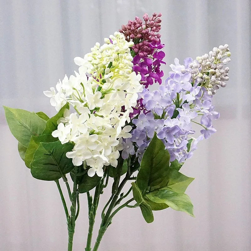 Branche de lilas artificiel en soie gris pour décoration chambre blanche