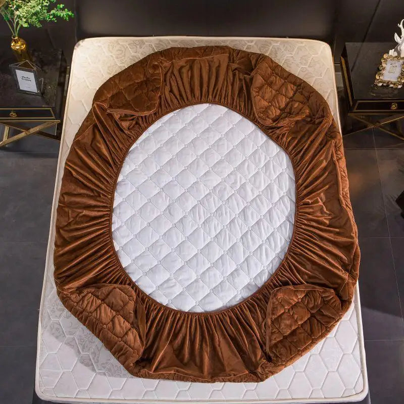 Housse de matelas velours rose pour lit double