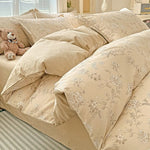 Literie fleurie pour chambre romantique