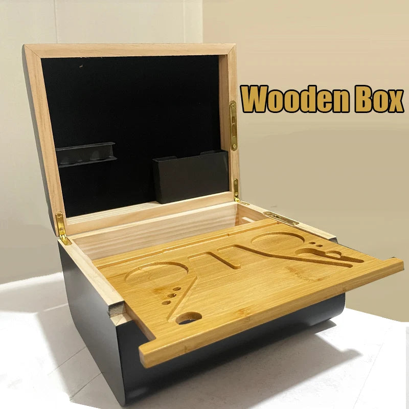 Boîte en bambou utilisée pour ranger des accessoires de bureau