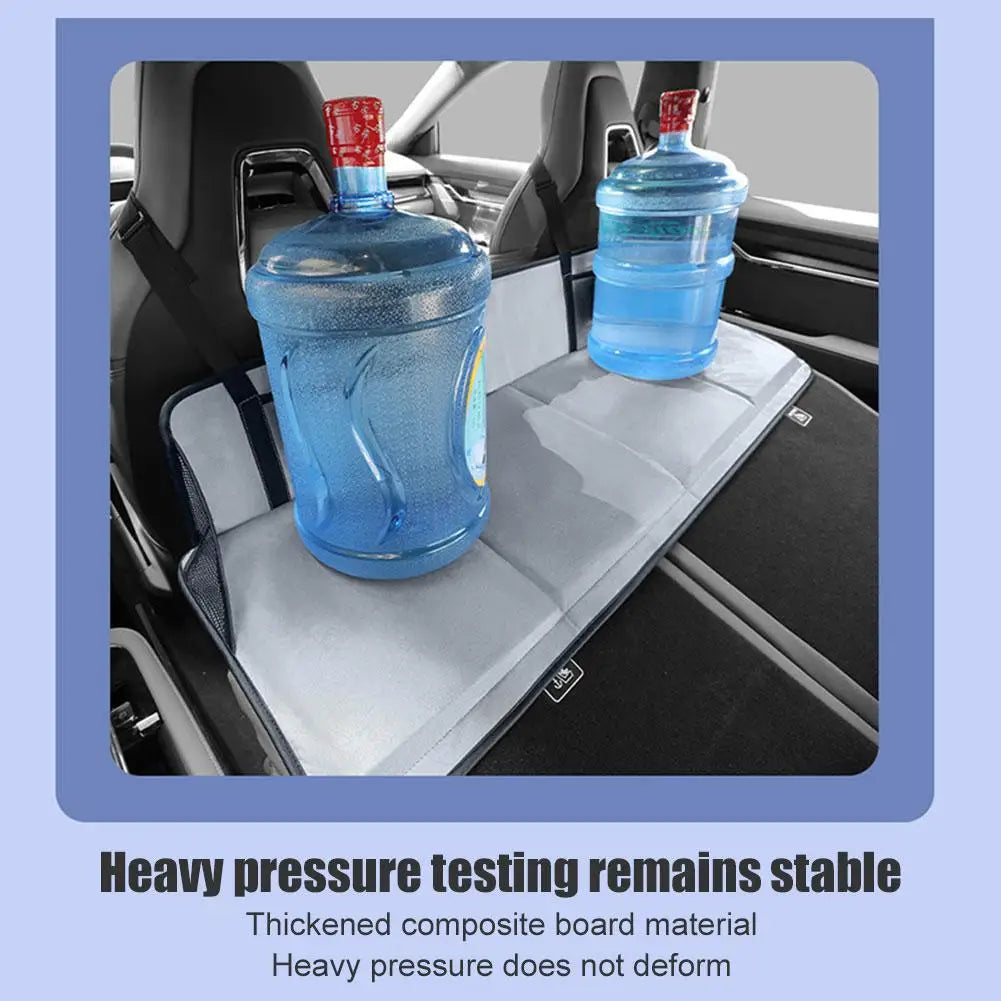 Utilisation du lit coffre en camping dans un SUV