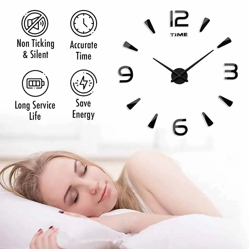 Horloge murale design abstraite géométrique en vert avec grands chiffres pour intérieur