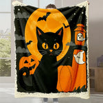 Couverture d'halloween avec un chat noir, des chauves-souris, des citrouilles et un fantôme, sur un fond de lune orange.