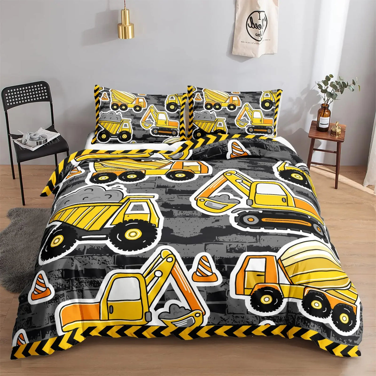 Housse de couette jaune dans une chambre d'enfant décorée