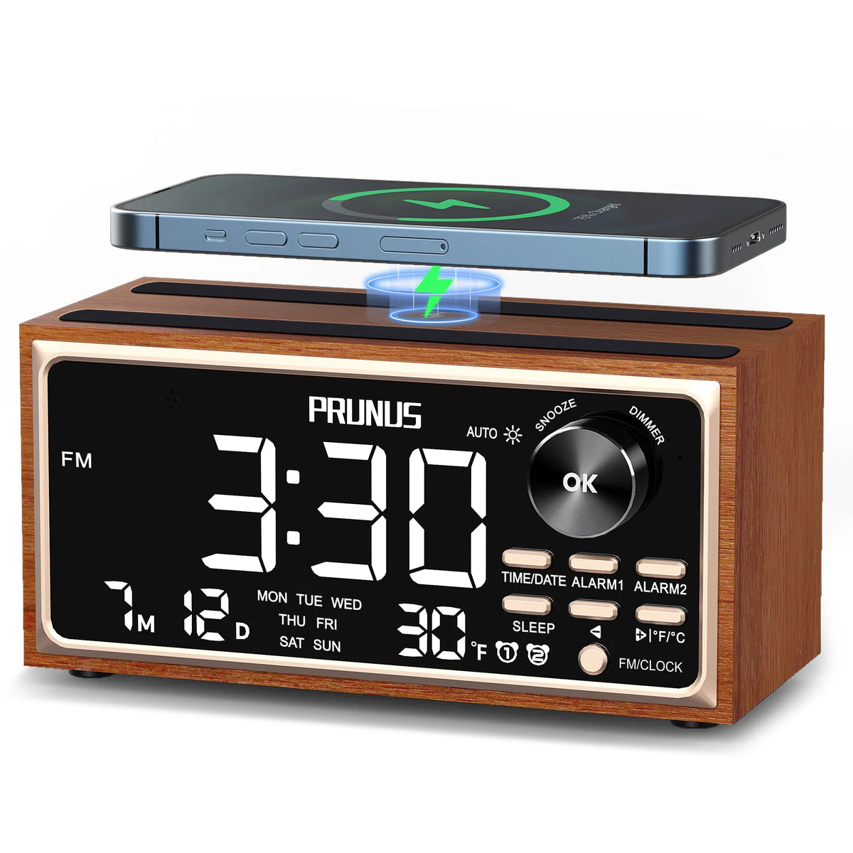 Radio réveil vintage rouge avec affichage LED sur table de chevet