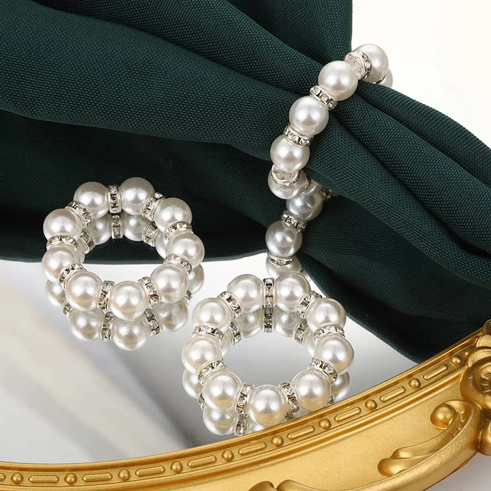 Comparaison de taille des ronds de serviette argent