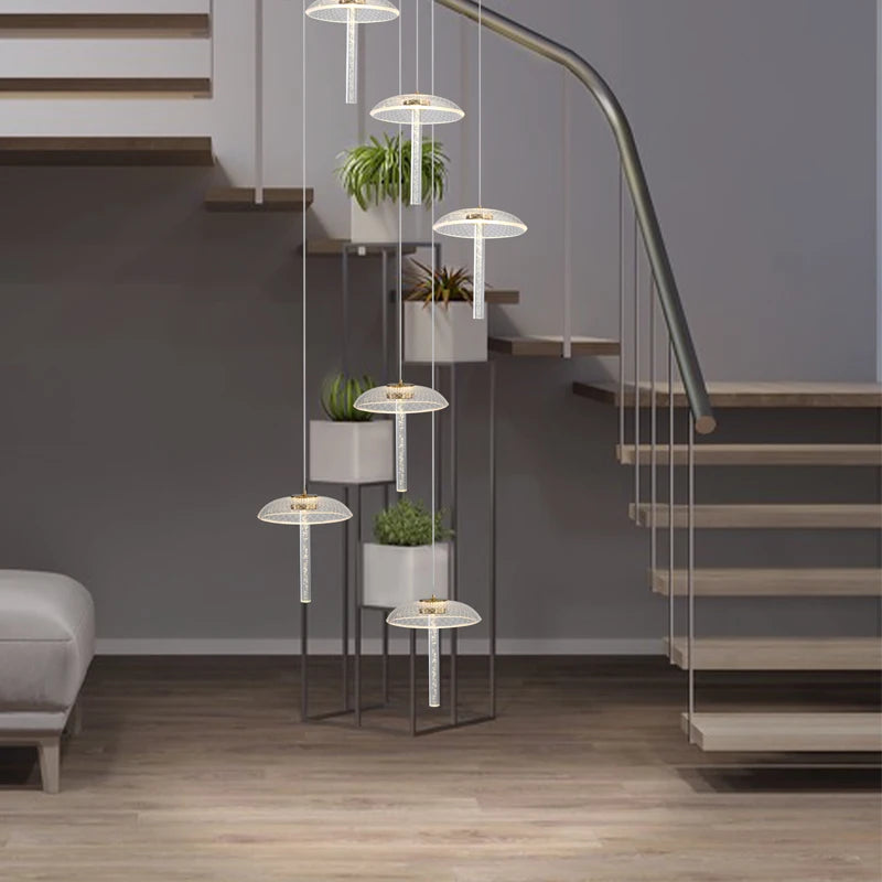Luminaire champignon noir dans un escalier contemporain