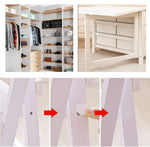 Application d'autocollant sur armoire pour masquer imperfections