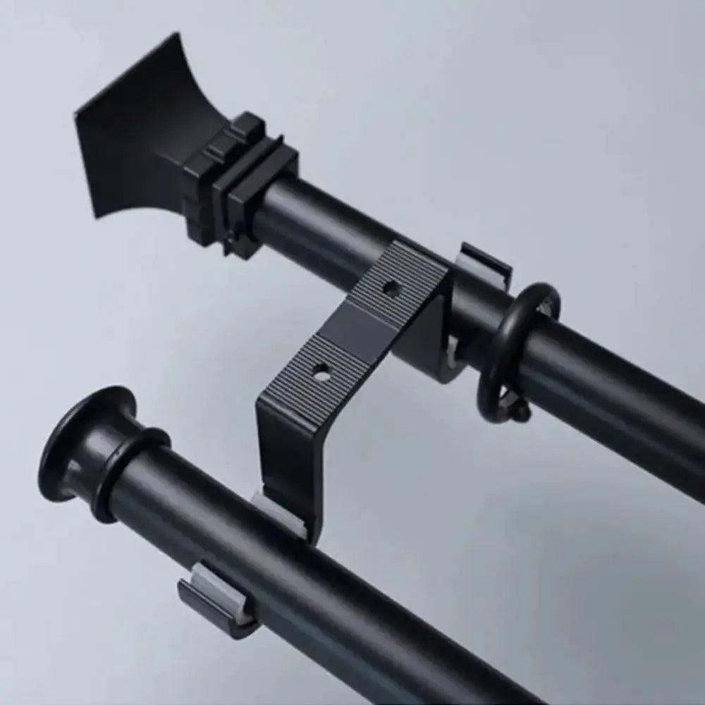 Détail des crochets et boucles en plastique des supports