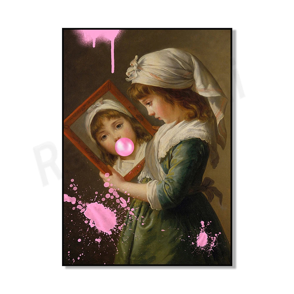 Deux jeunes filles en costume historique se regardent dans un miroir, entourées d'éclaboussures de couleur rose.