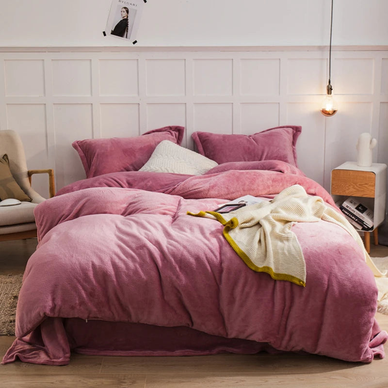 Housse de couette unie 220x240 flanelle polyester bleue