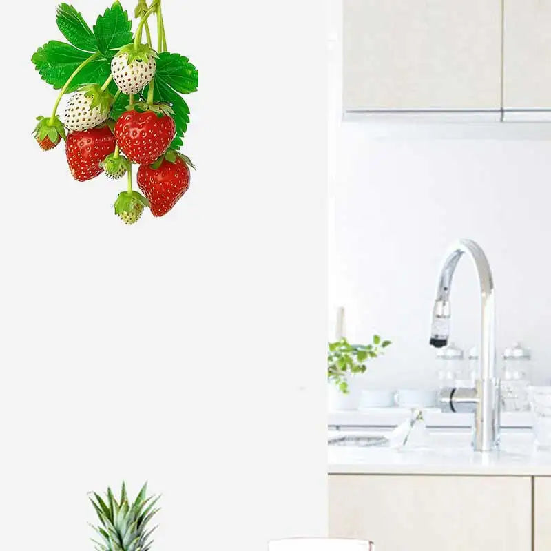 Autocollant fraise beige sur meuble