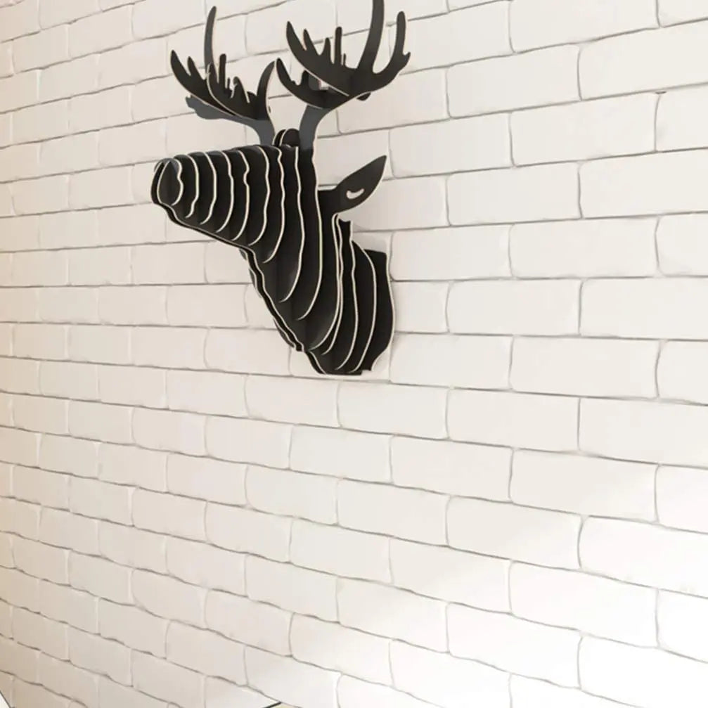Décoration murale naturelle dans un bar chaleureux