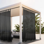 Rideau terrasse transparent blanc installé sur une pergola