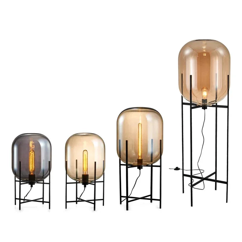 Détail de la boule de verre et du support de la lampe LED