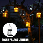 Détail de la lanterne solaire avec panneau solaire et lumière LED