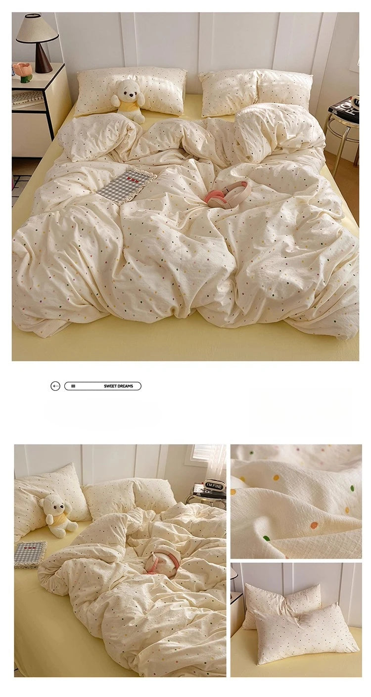 Ensemble literie complet avec drap et taies d'oreiller sur lit