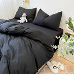 Housse de couette noire avec finition soignée