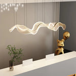 Plafonnier LED suspendu acrylique transparent Art déco salon