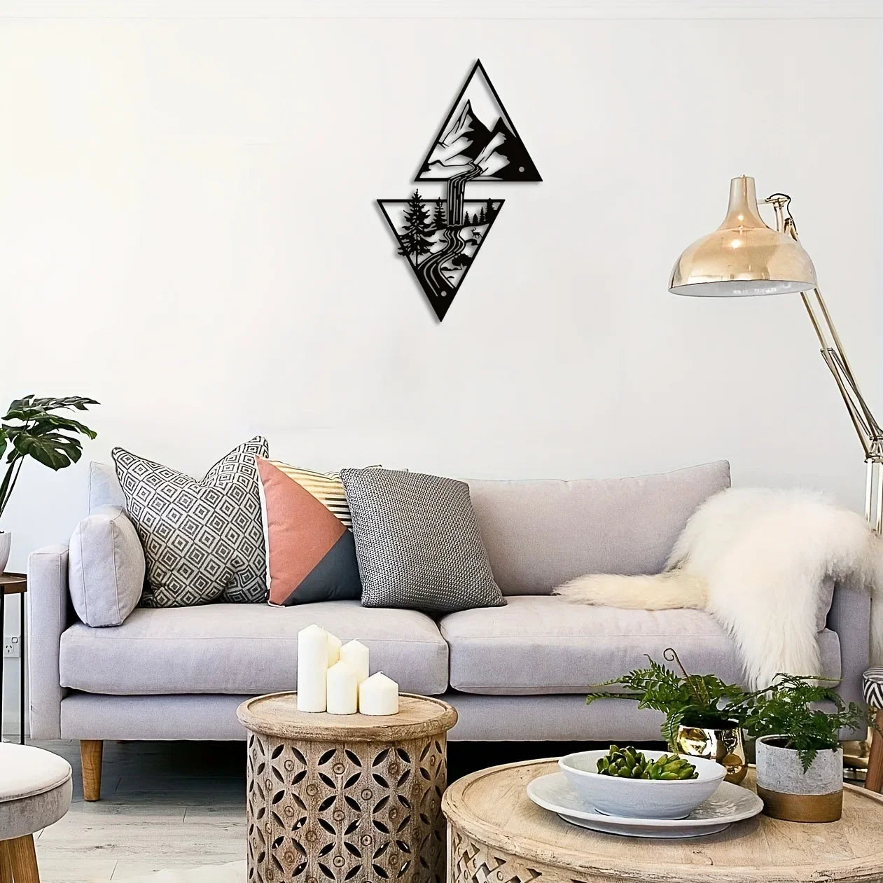 Décoration murale salon fer noir triangle