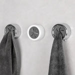 Porte-serviettes utilisé dans une cuisine avec torchons