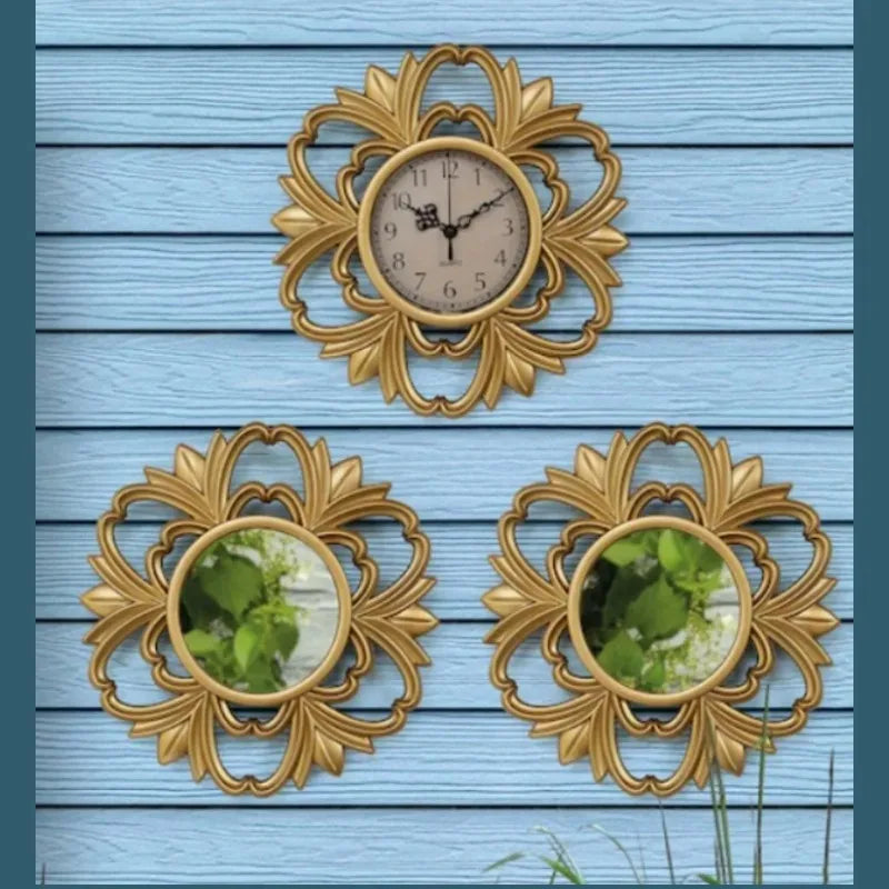Horloge murale dans différentes couleurs disponibles