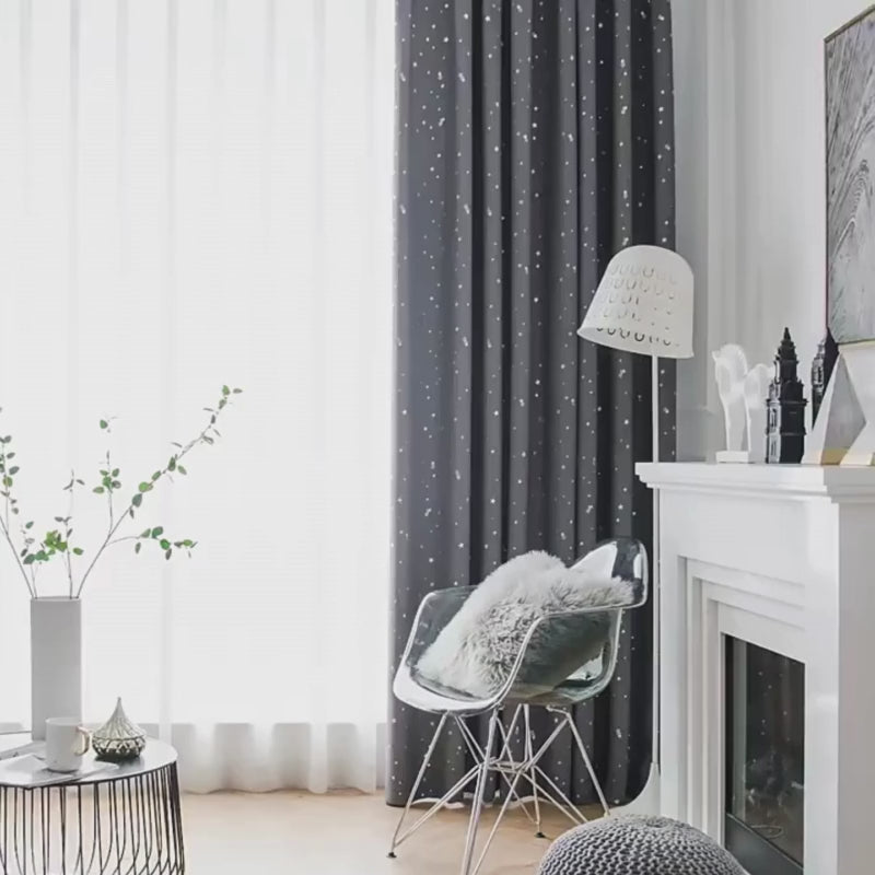 Sound-insulating curtain
