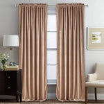 Paire de rideaux élégants de couleur beige, parfaits pour une décoration d'intérieur moderne. Ces rideaux ajoutent une touche de raffinement à votre salon, accentuant la luminosité tout en préservant l'intimité. Idéal pour harmoniser avec un mobilier contemporain.
