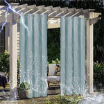 Rideaux imperméables extérieurs pour pergola, parfaits pour protéger de la pluie et du vent. Idéals pour aménager un espace extérieur confortable même par temps orageux. Ajoutez du style et de la fonctionnalité à votre jardin ou terrasse avec ces rideaux résistants aux intempéries.