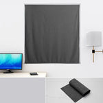 Store occultant gris pour fenêtre, idéal pour réduire la lumière dans une pièce, parfait pour la chambre à coucher ou le bureau, facile à installer, design moderne et sobre, solution efficace pour améliorer l'intimité et le confort intérieur.