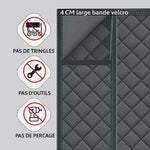 Zoom sur un rideau isolant gris foncé en tissu matelassé avec bande velcro de 4 cm. Icônes explicatives à gauche précisant : “Pas de tringles”, “Pas d’outils”, “Pas de perçage” pour l’installation.