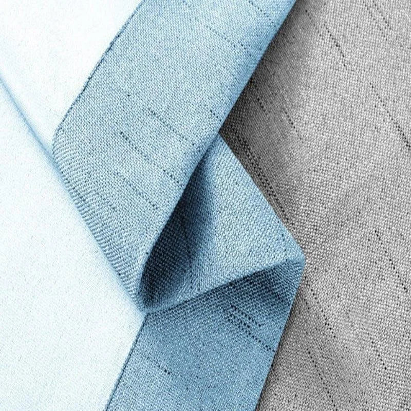 Rideau moderne bleu et gris pour décoration intérieure, design élégant et raffiné, idéal pour salon ou chambre, améliore l'ambiance avec style et simplicité.