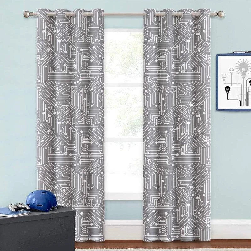 Rideaux gris avec motif de circuits imprimés, design moderne pour une décoration intérieure high-tech. Parfaits pour un salon ou un bureau, ces rideaux ajoutent une touche geek et élégante à n'importe quelle pièce. Idéal pour créer une ambiance futuriste et technologique à la maison.