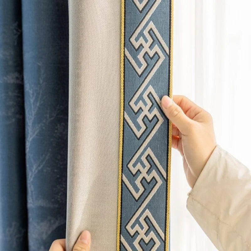 Rideaux élégants avec motif géométrique bleu, parfaits pour une décoration de maison moderne. Ajoutez une touche de style et de sophistication à votre intérieur avec ces rideaux à motif unique. Idéal pour les salons, chambres ou bureaux.