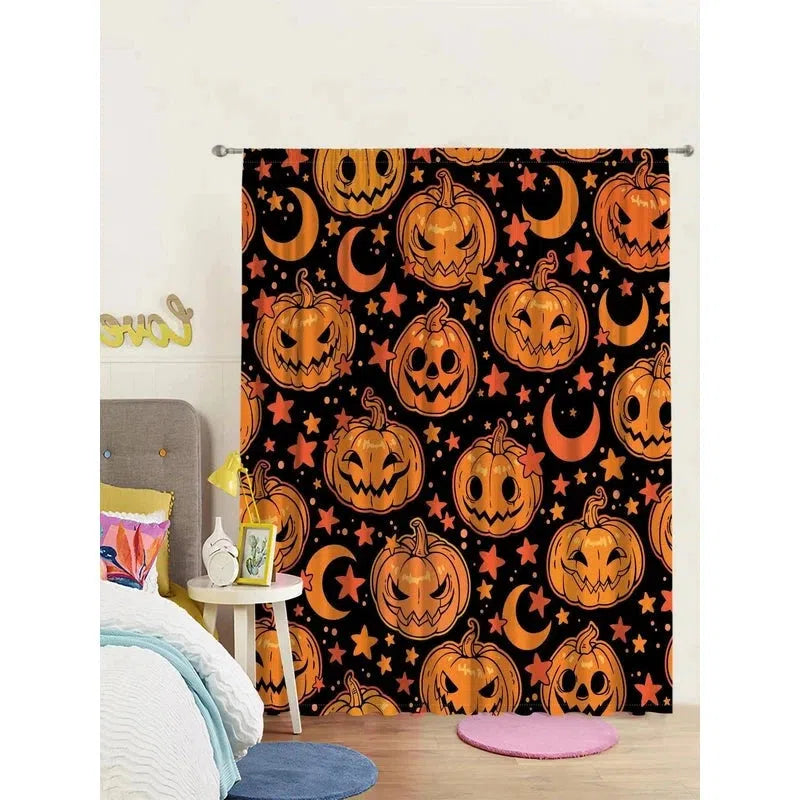 Tenture murale décorative d'Halloween avec motifs de citrouilles effrayantes, lunes et étoiles. Parfait pour créer une ambiance festive et mystérieuse dans une chambre ou un salon. Accessoire idéal pour les soirées à thème d'octobre et pour apporter une touche unique à votre décoration intérieure.