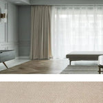 Taie d'oreiller design beige avec motif chevrons, parfaite pour un intérieur moderne et élégant. Accessoire décoratif idéal pour apporter une touche de sophistication et de confort à votre chambre ou salon. Convient parfaitement aux décors contemporains et minimalistes.
