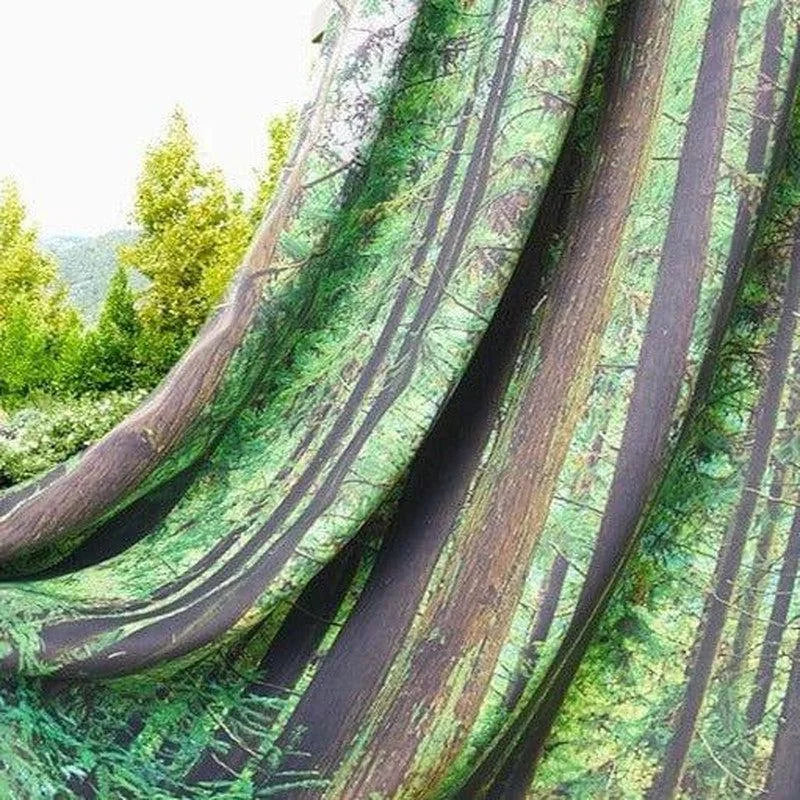 Rideau décoratif avec motif de forêt réaliste, idéal pour créer une ambiance naturelle et apaisante dans votre intérieur. Ce rideau paysage apporte une touche de verdure et ajoute un élément luxuriant à la décoration de votre maison. Parfait pour les amateurs de nature et ceux cherchant à transformer leur espace de vie en un havre de paix.