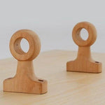 Supports décoratifs pour tringles à rideaux, ces pièces élégantes ajoutent une touche moderne à votre intérieur. Parfaites pour une installation facile, elles garantissent robustesse et stabilité. Idéales pour tout type de décoration, elles sauront sublimer vos fenêtres avec style et simplicité. Optimisez votre espace avec ces éléments pratiques et esthétiques.