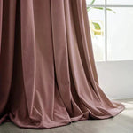 Rideaux élégants rose, ajoutant une touche sophistiquée et moderne à tout intérieur. Idéals pour salon ou chambre, ces rideaux offrent une ambiance chaleureuse et accueillante. Adaptés aux fenêtres larges, ils créent une décoration raffinée. Transformez votre espace avec ces rideaux tendance.