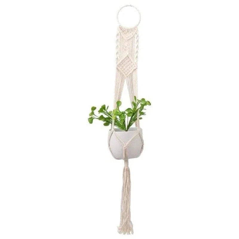 Suspension murale pour plante, style bohème, idéal pour décoration d'intérieur. Élément tendance pour sublimer votre espace de vie en y ajoutant une touche naturelle et élégante. Convient parfaitement pour les salons, chambres ou bureaux. Accessoire décoratif classique et raffiné.
