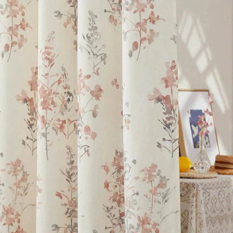 Rideau décoratif à motif floral rose, idéal pour ajouter une touche élégante et printanière à votre intérieur. Ce rideau offre une ambiance douce et apaisante, parfait pour habiller vos fenêtres avec style. Accessoire incontournable pour une décoration harmonieuse et chaleureuse.